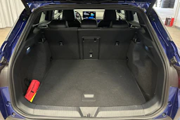 sininen Volkswagen ID.4 2025 kuva 11.