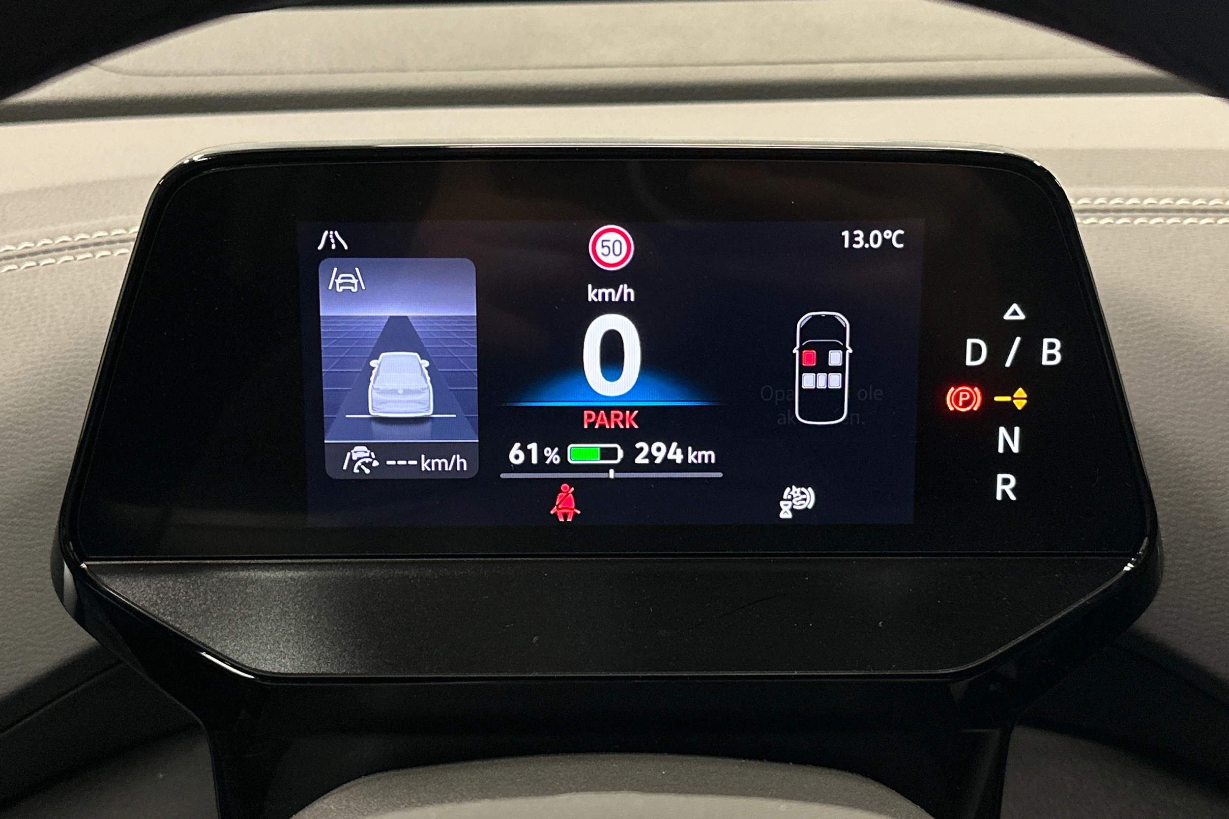 sininen Volkswagen ID.4 2025 kuva 22.