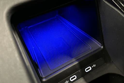 sininen Volkswagen ID.4 2025 kuva 35.