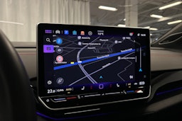 punainen Volkswagen ID.4 2025 kuva 18.