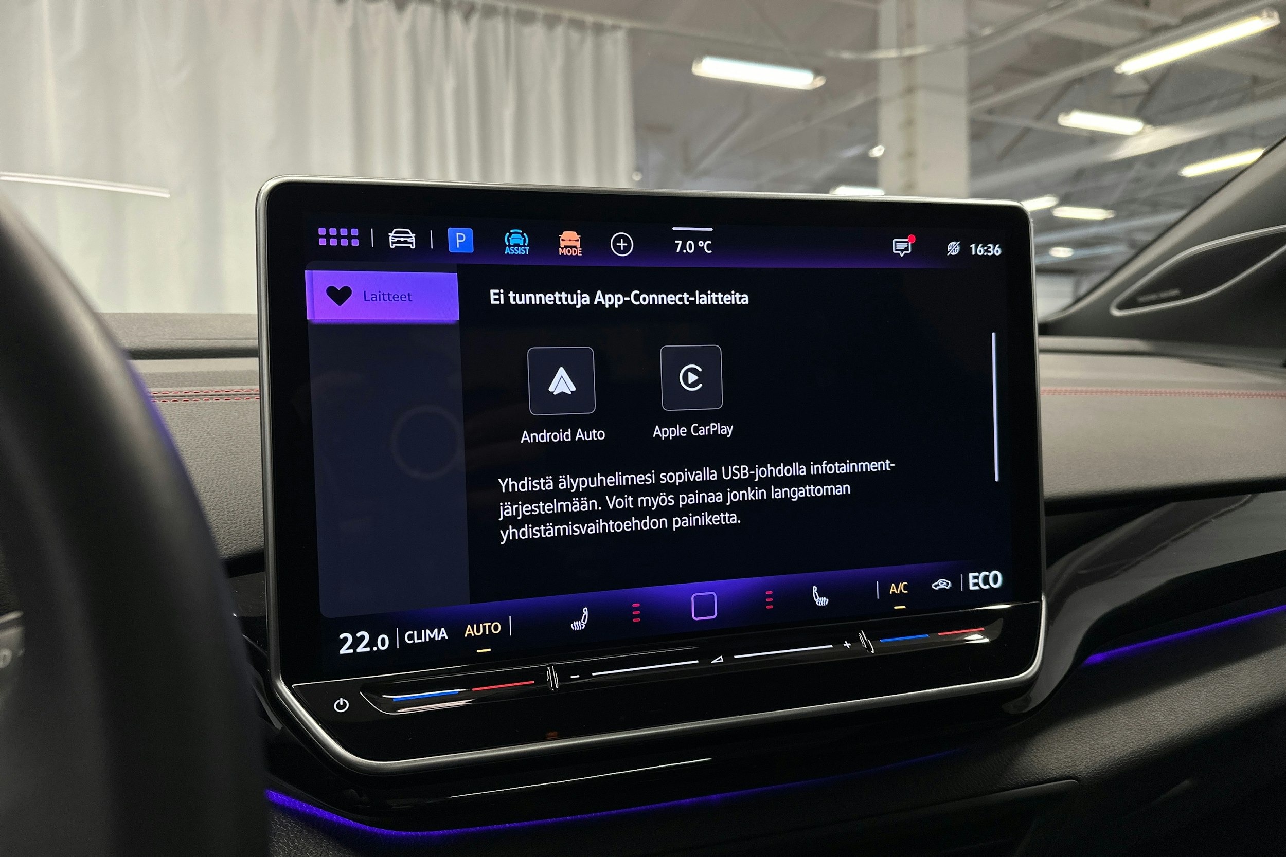 punainen Volkswagen ID.4 2025 kuva 20.