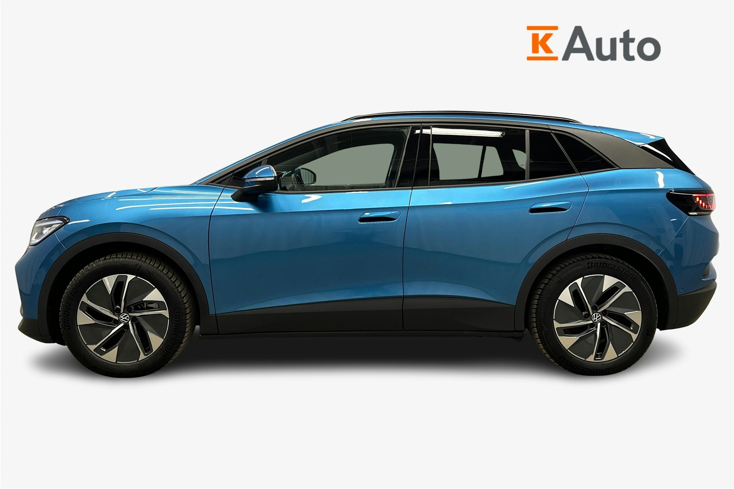 sininen Volkswagen ID.4 2025 kuva 6.