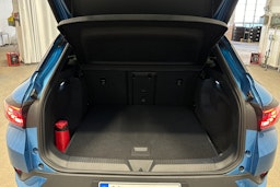 sininen Volkswagen ID.4 2025 kuva 14.