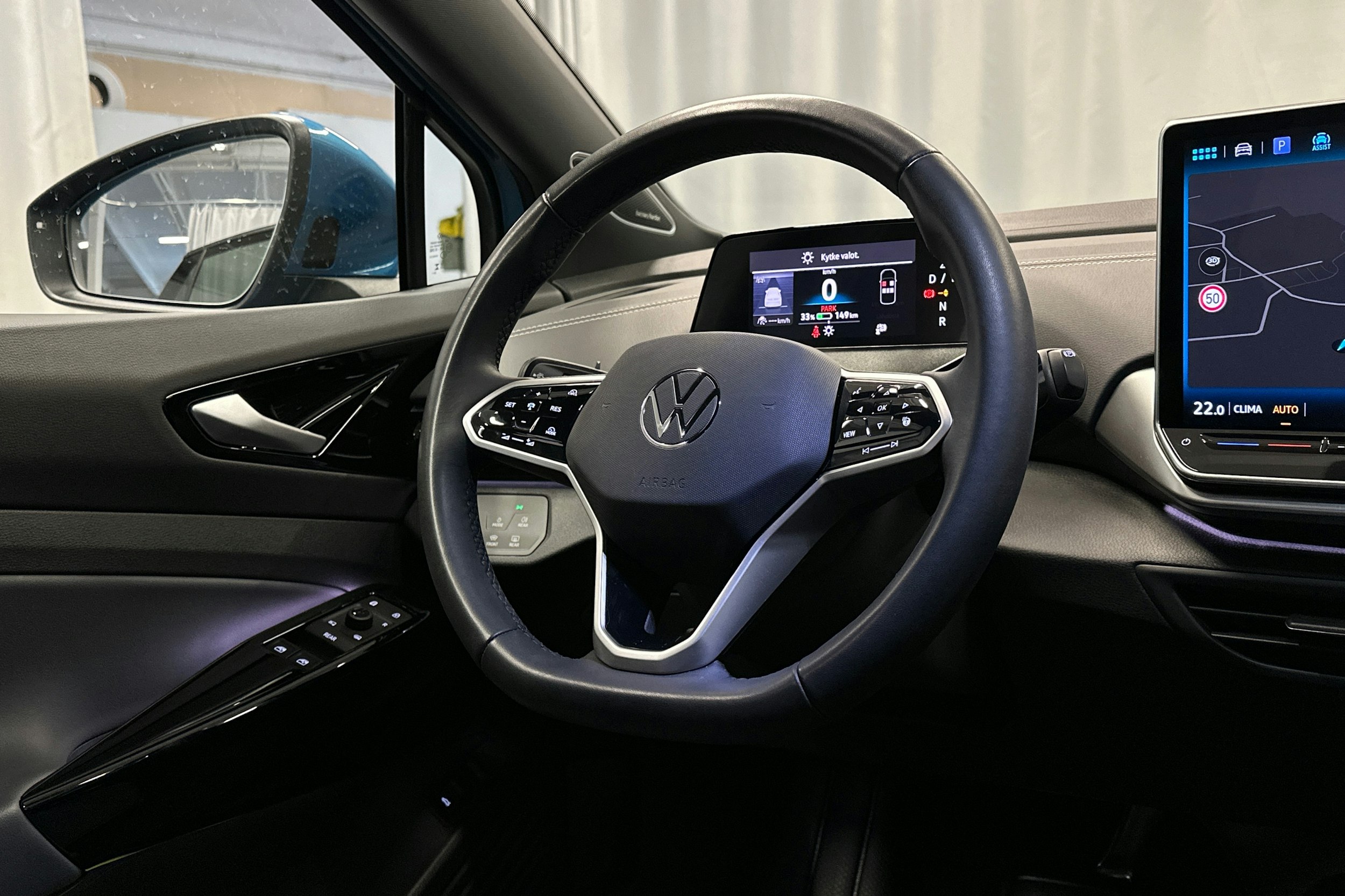 sininen Volkswagen ID.4 2025 kuva 19.