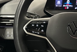 sininen Volkswagen ID.4 2025 kuva 20.