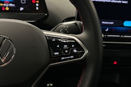 musta Volkswagen ID.4 2025 kuva 17.