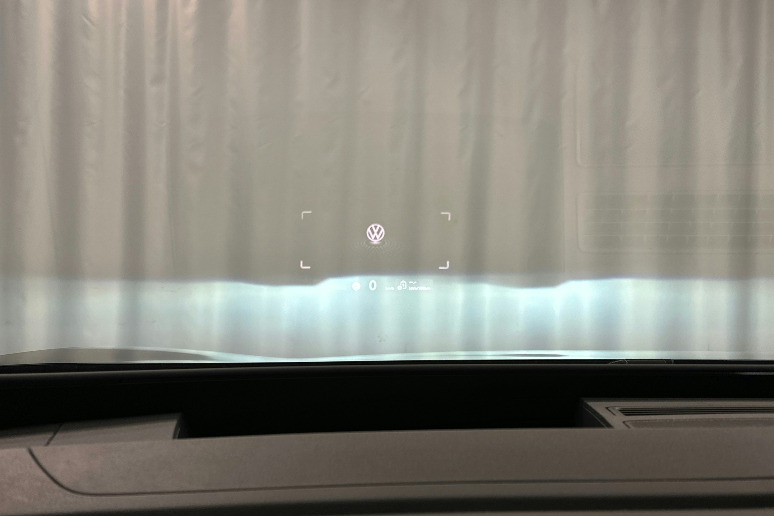 musta Volkswagen ID.4 2025 kuva 34.