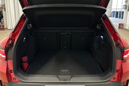 punainen Volkswagen ID.4 2025 kuva 11.