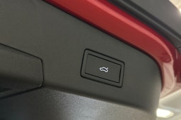 punainen Volkswagen ID.4 2025 kuva 12.