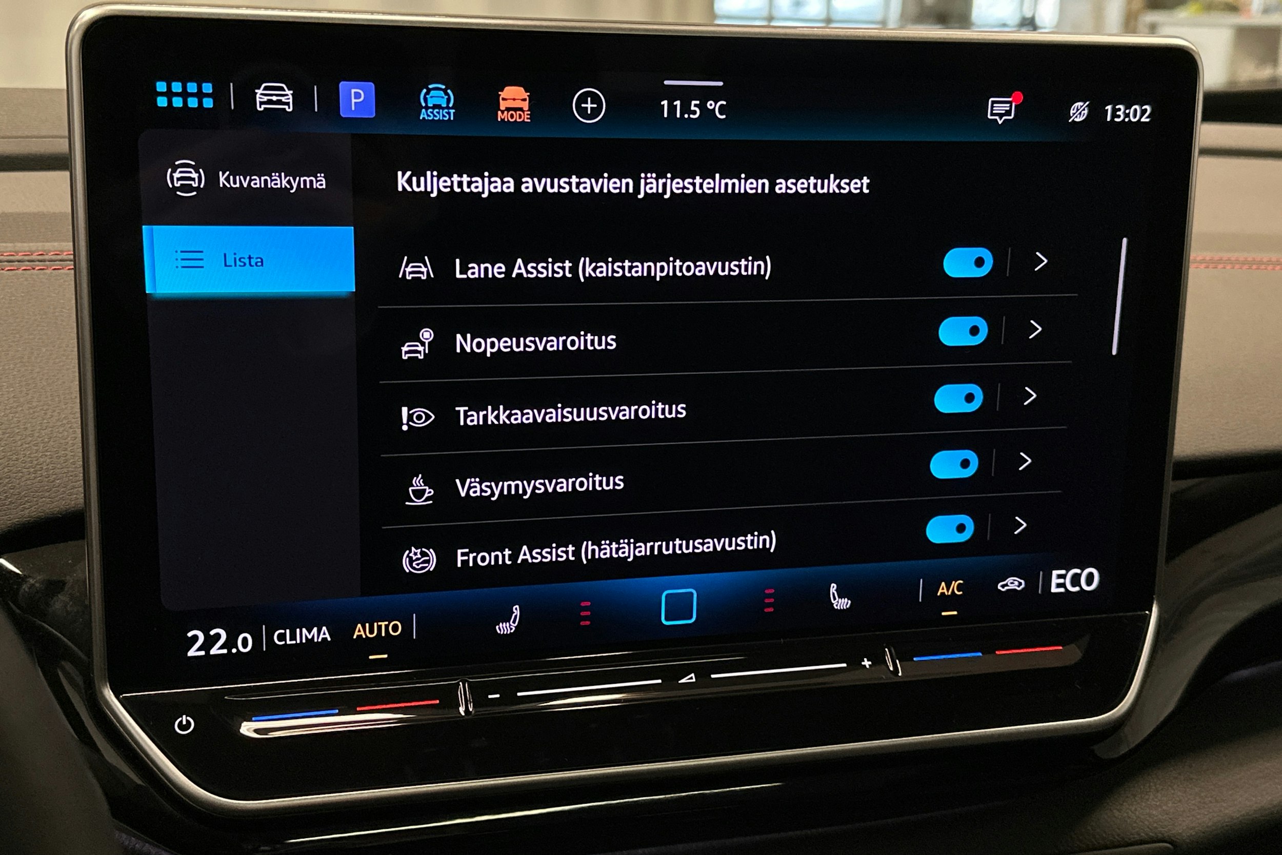 punainen Volkswagen ID.4 2025 kuva 23.