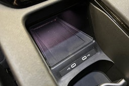 punainen Volkswagen ID.4 2025 kuva 38.