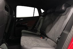 punainen Volkswagen ID.4 2025 kuva 10.