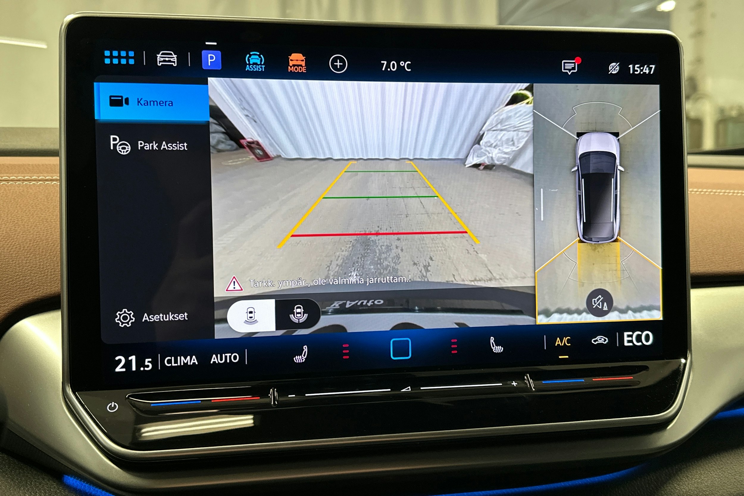 punainen Volkswagen ID.4 2025 kuva 35.