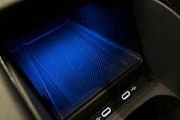 punainen Volkswagen ID.4 2025 kuva 36.