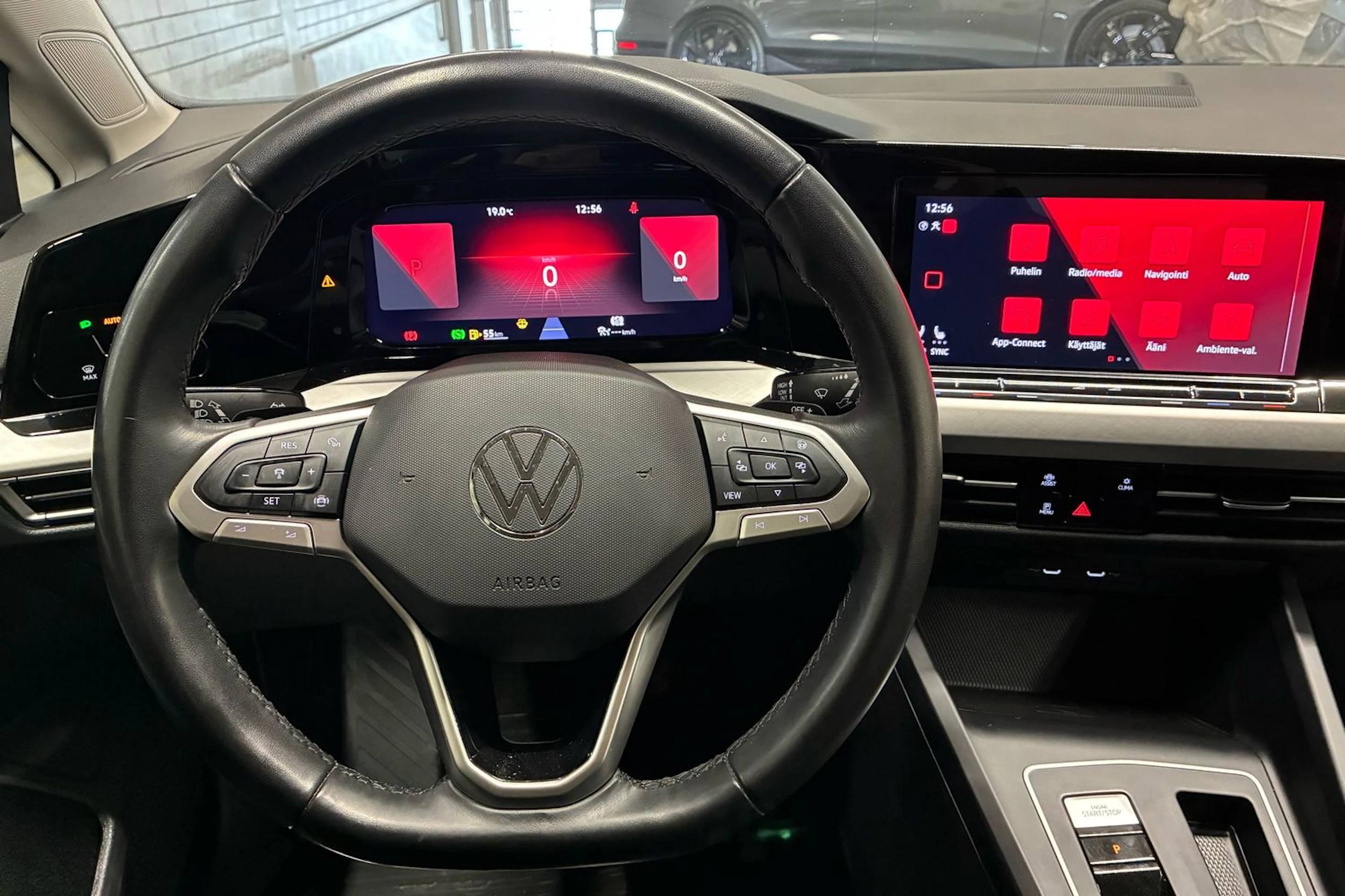 Musta Volkswagen ID.4 2025 kuva 11.