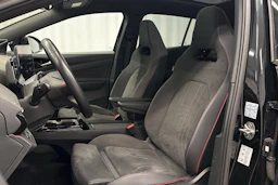 Musta Volkswagen ID.4 2025 kuva 16.