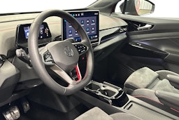 punainen Volkswagen ID.4 2025 kuva 7.