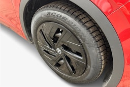 punainen Volkswagen ID.4 2025 kuva 11.