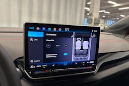 punainen Volkswagen ID.4 2025 kuva 21.