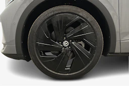 harmaa Volkswagen ID.4 2025 kuva 12.