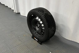 harmaa Volkswagen ID.4 2025 kuva 13.