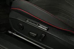 harmaa Volkswagen ID.4 2025 kuva 26.