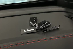 harmaa Volkswagen ID.4 2025 kuva 29.
