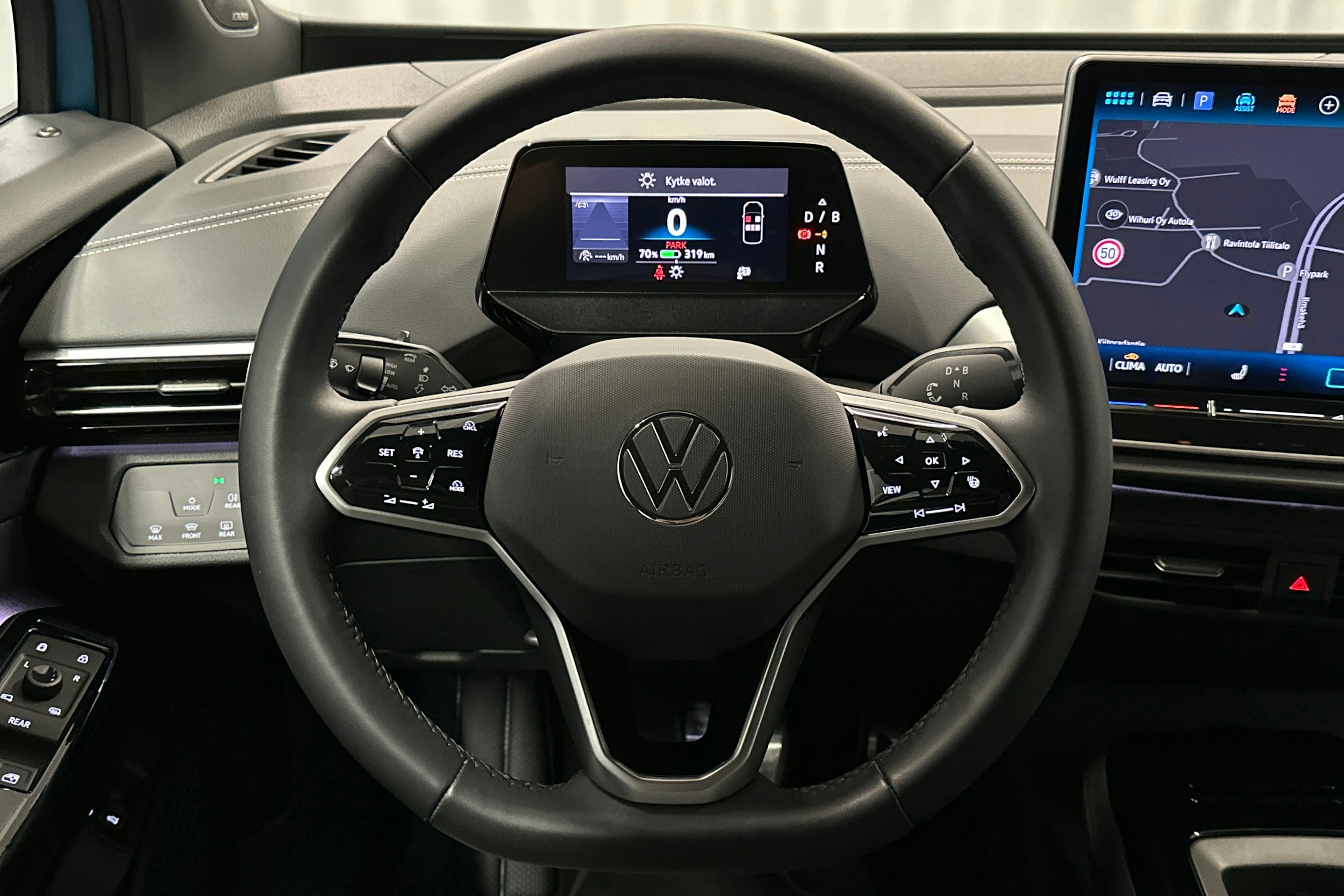 sininen Volkswagen ID.4 2025 kuva 20.