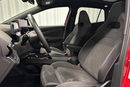 punainen Volkswagen ID.4 2025 kuva 19.