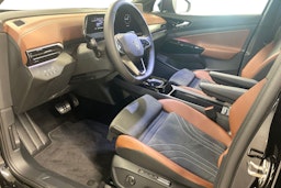 musta Volkswagen ID.4 2025 kuva 6.
