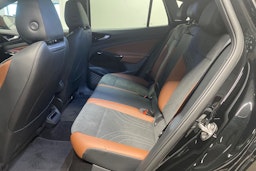 musta Volkswagen ID.4 2025 kuva 13.