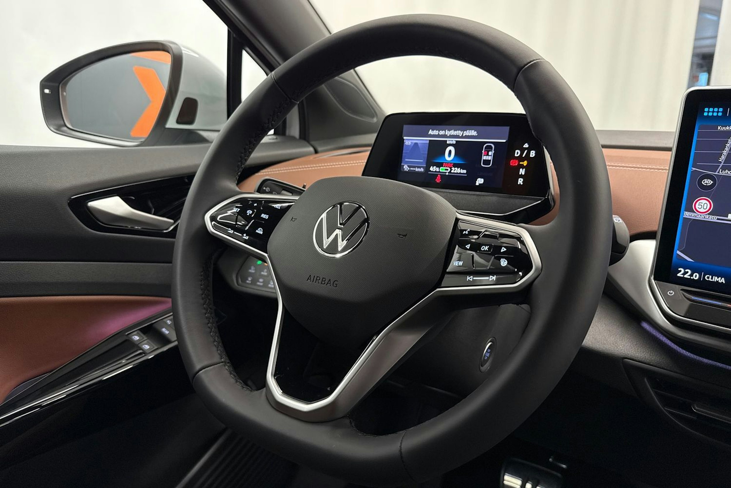 valkoinen Volkswagen ID.4 2025 kuva 10.