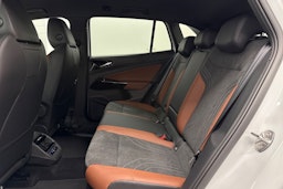 valkoinen Volkswagen ID.4 2025 kuva 15.