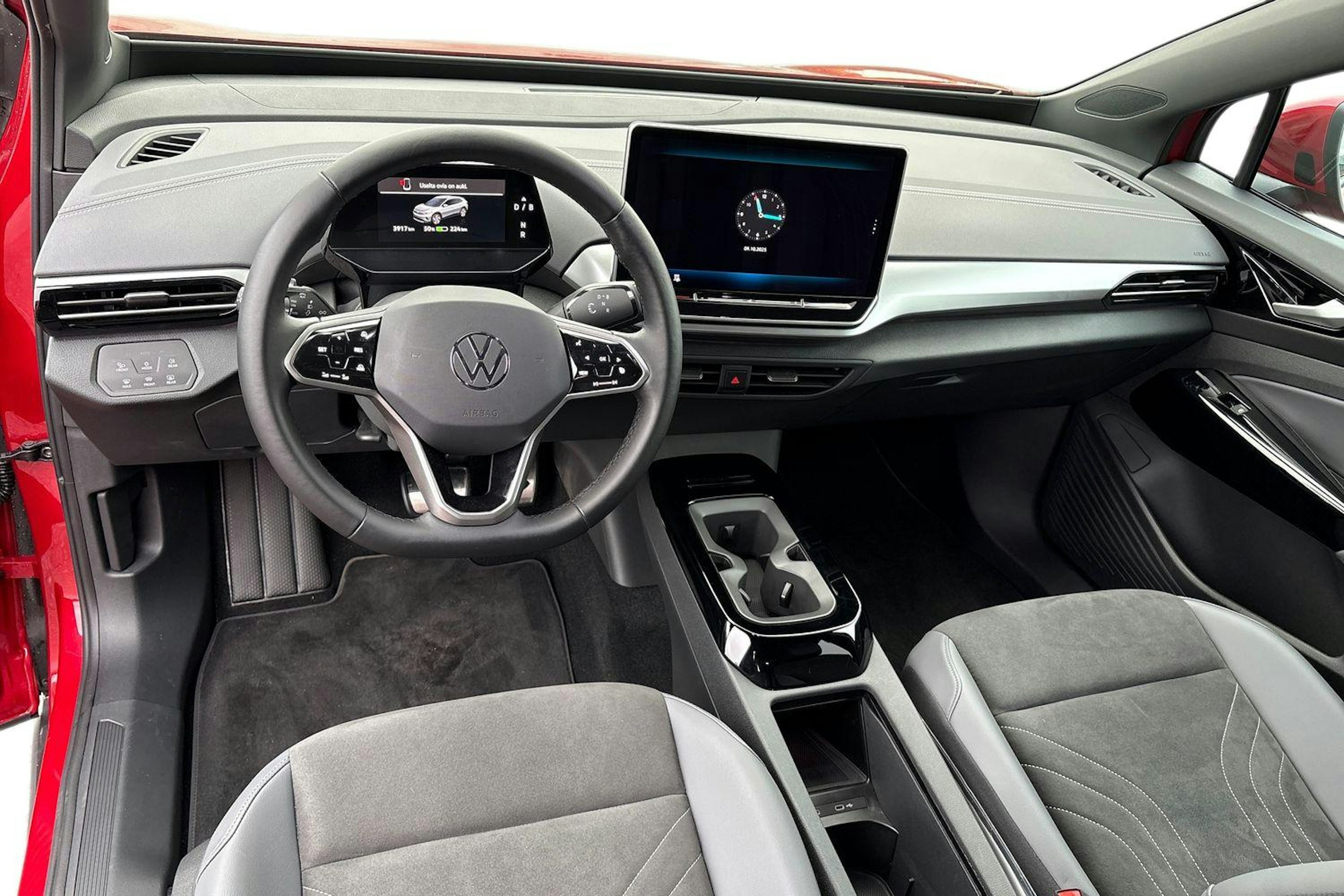 punainen Volkswagen ID.4 2025 kuva 7.