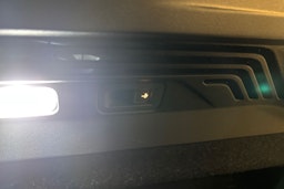 sininen Volkswagen ID.4 2025 kuva 13.