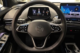 sininen Volkswagen ID.4 2025 kuva 18.