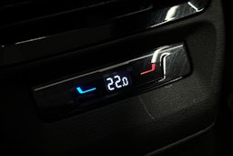 harmaa Volkswagen ID.4 2025 kuva 17.