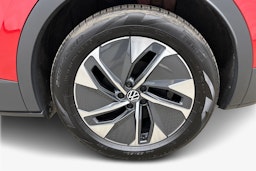 punainen Volkswagen ID.4 2025 kuva 11.