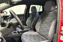 punainen Volkswagen ID.4 2025 kuva 30.