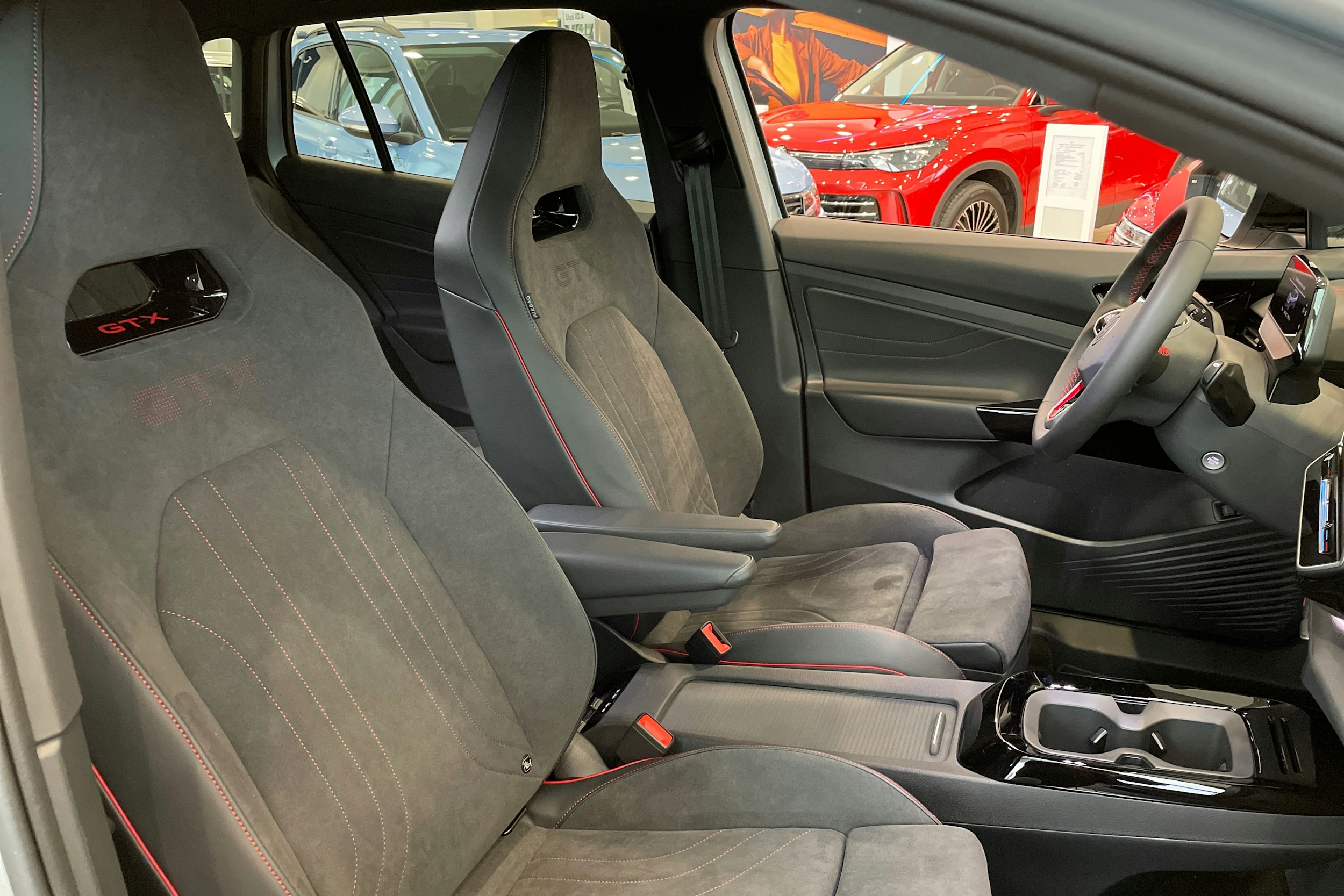 harmaa Volkswagen ID.4 2025 kuva 15.