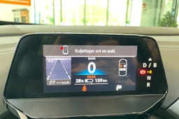 valkoinen Volkswagen ID.4 2025 kuva 16.