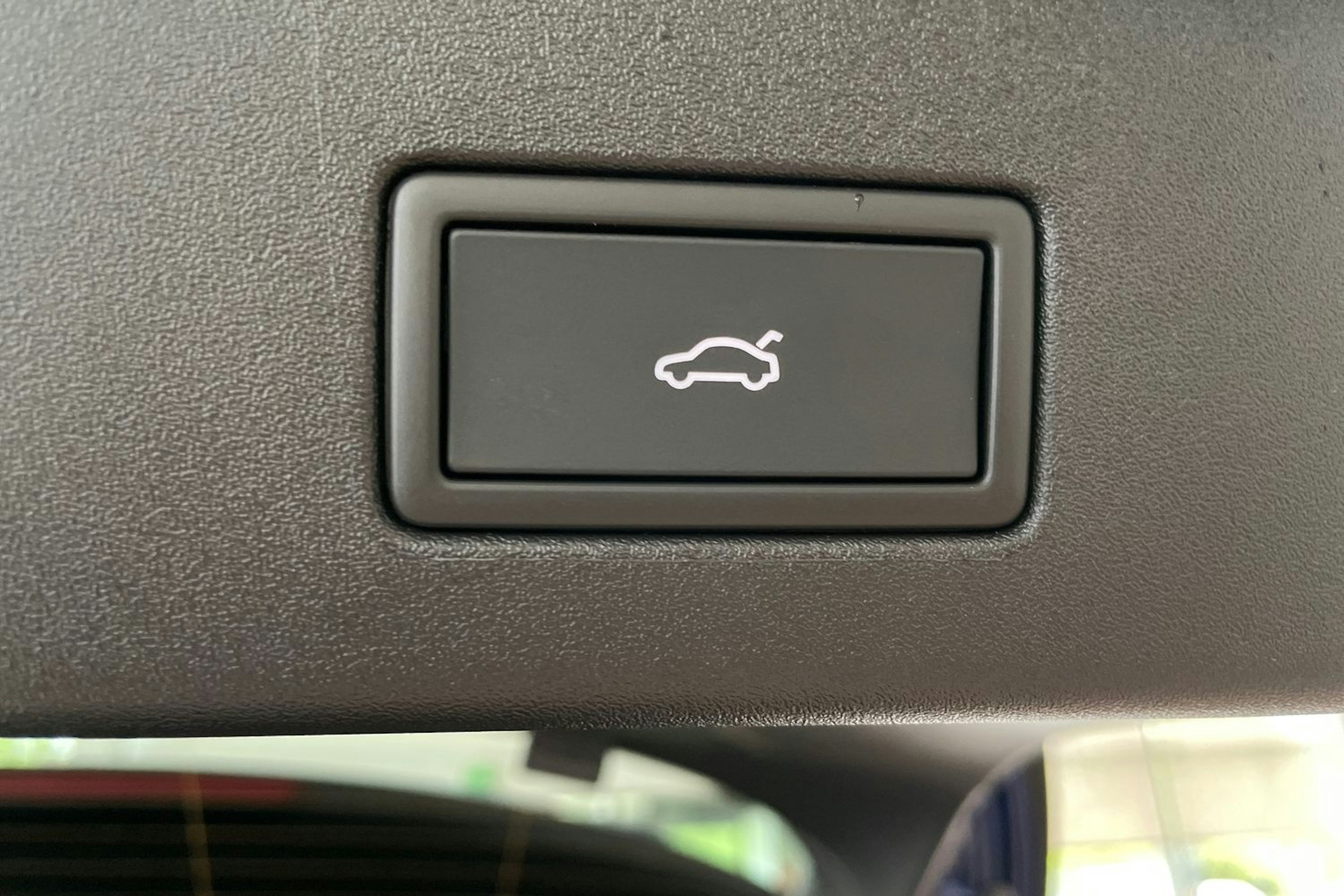 sininen Volkswagen ID.4 2025 kuva 12.