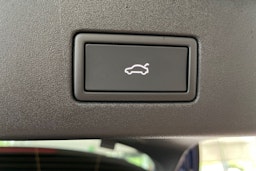 sininen Volkswagen ID.4 2025 kuva 12.