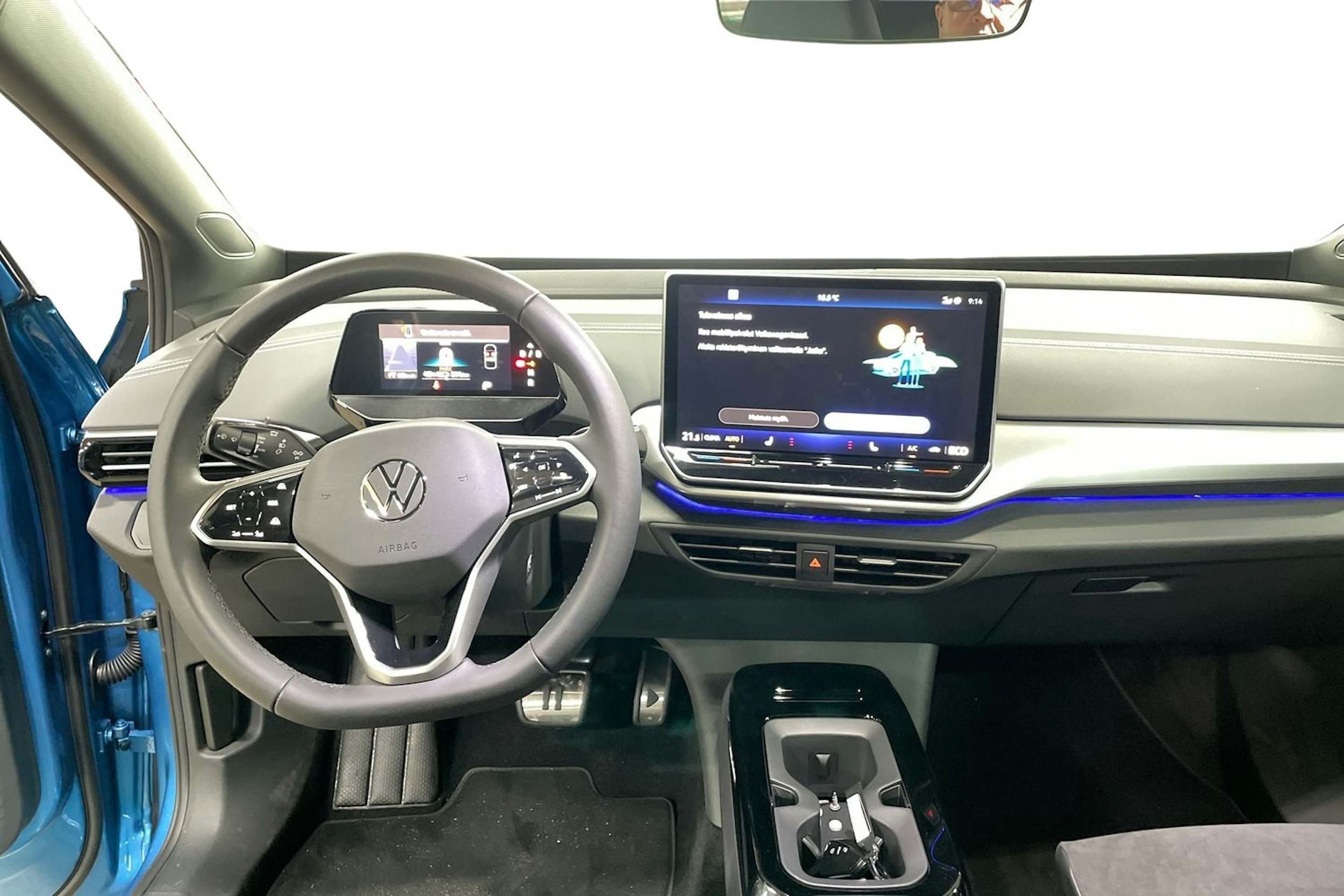 sininen Volkswagen ID.4 2025 kuva 7.