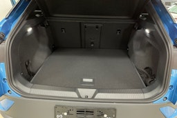 sininen Volkswagen ID.4 2025 kuva 15.