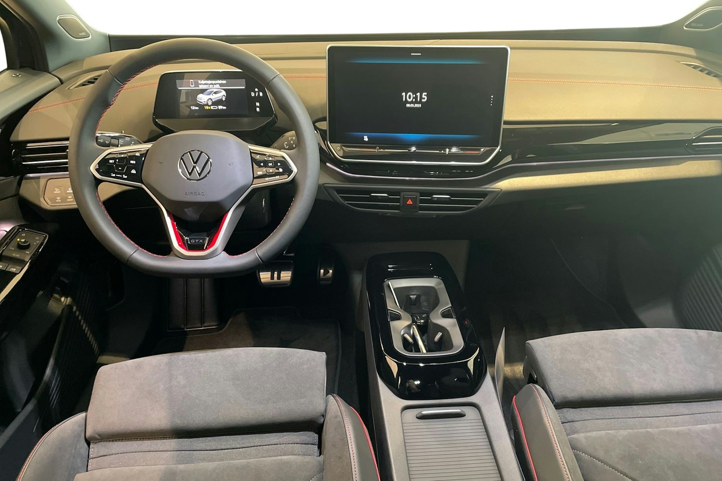 musta Volkswagen ID.4 2025 kuva 7.