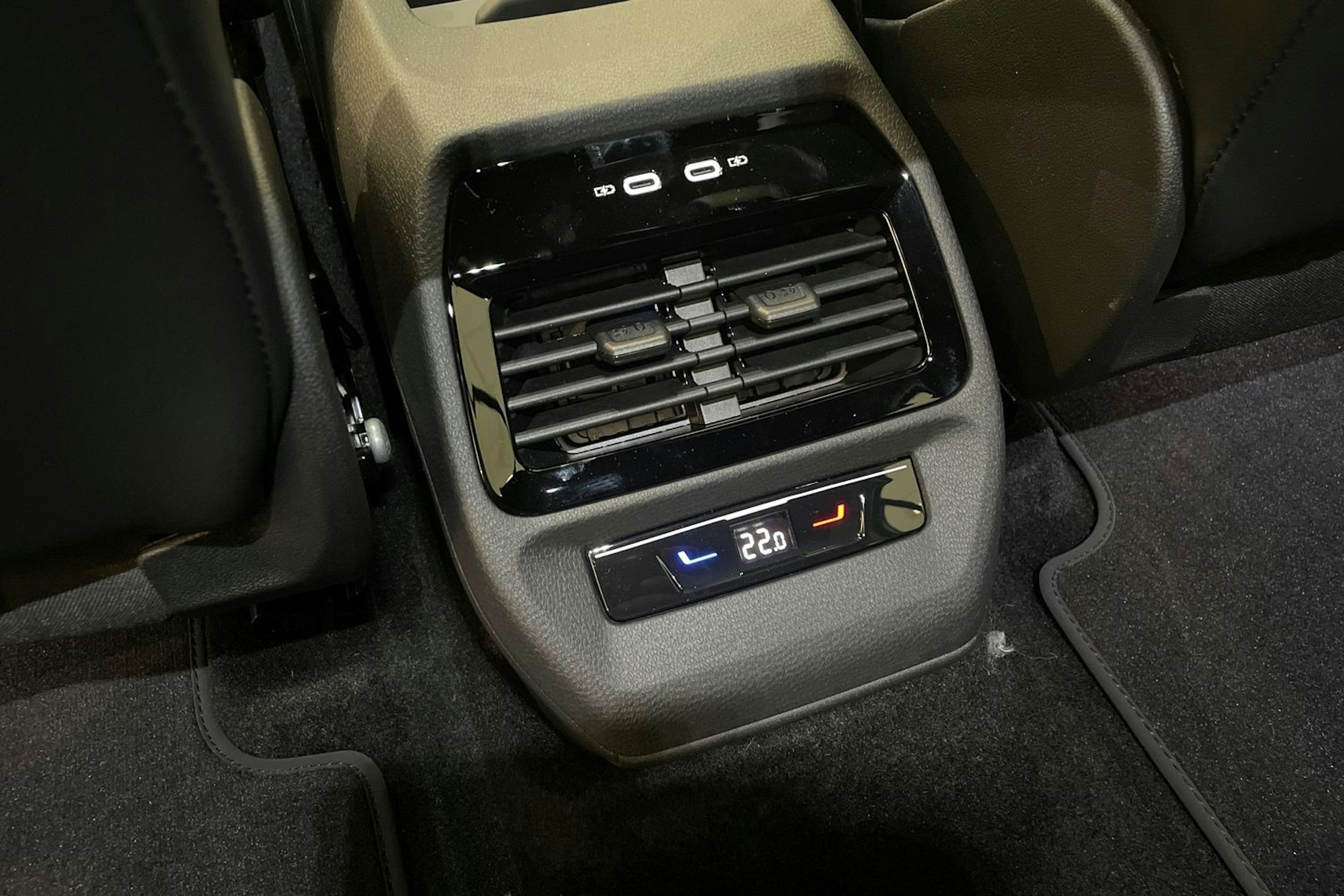 musta Volkswagen ID.4 2025 kuva 24.