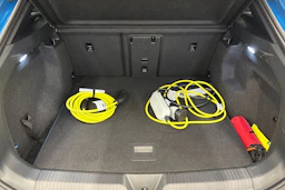 sininen Volkswagen ID.4 2025 kuva 15.