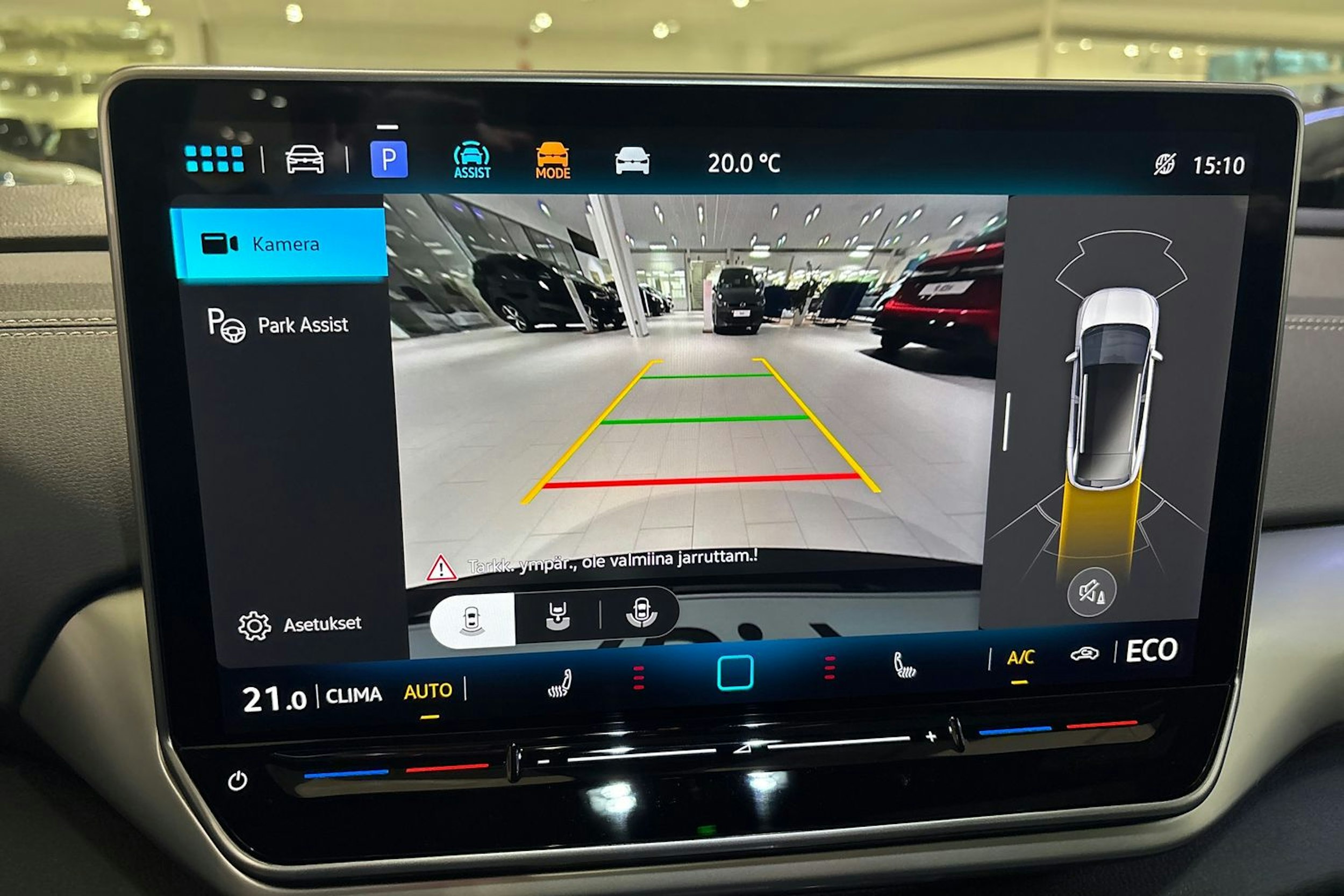 sininen Volkswagen ID.4 2025 kuva 13.