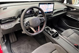 Punainen Volkswagen ID.4 2026 kuva 6.